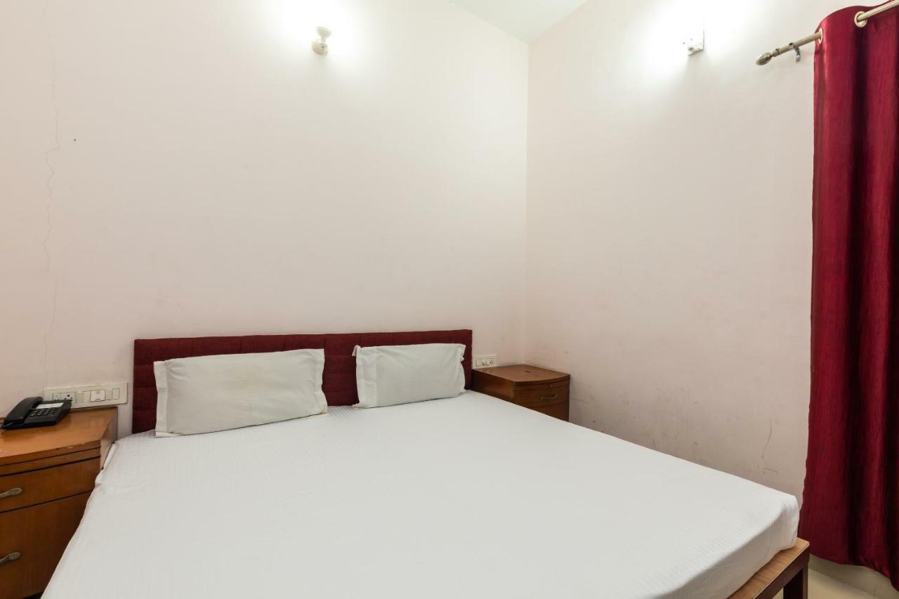מלון בהופאל Spot On 48618 Vasundhara Gardens מראה חיצוני תמונה